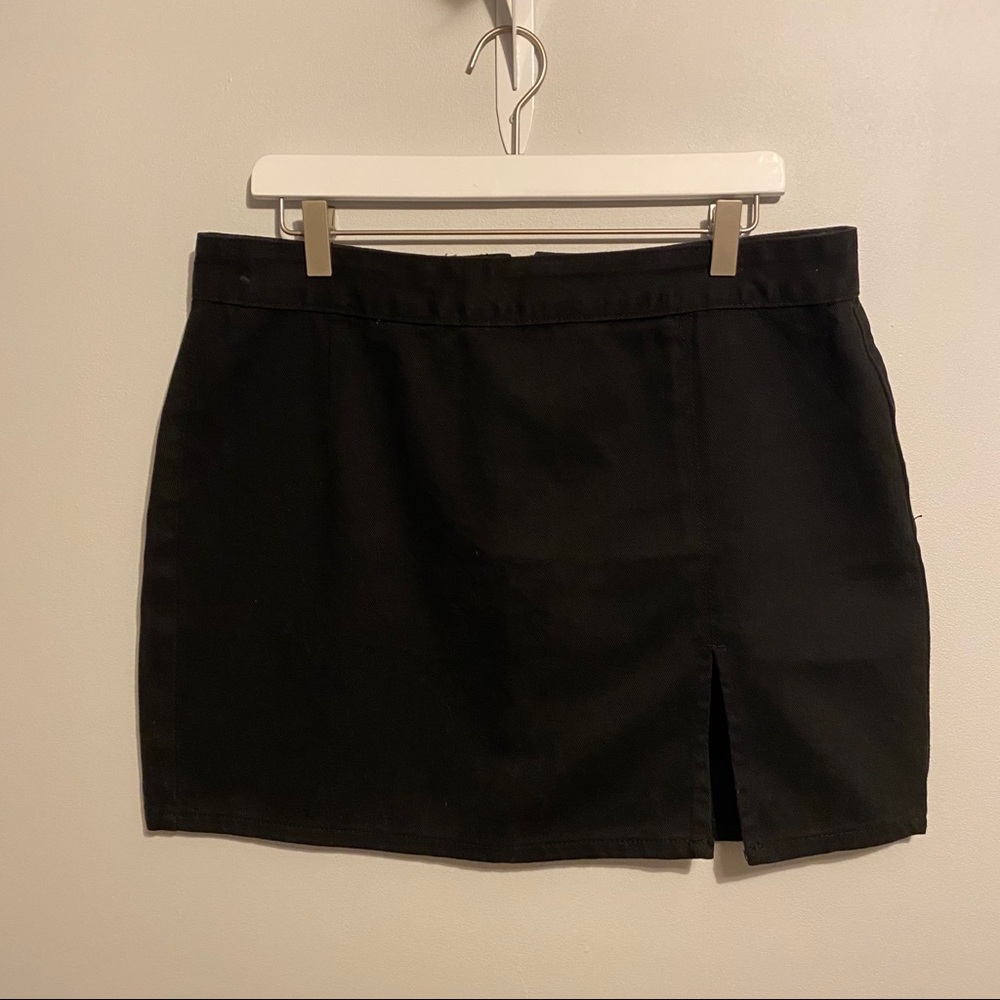 SOLD princess polly black “lola” mini skirt